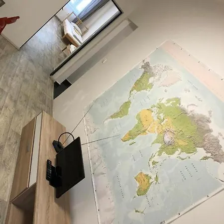 Apartmans With Parking Near Center *