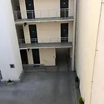 Apartment Apartmans With Parking Near Center *