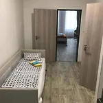 Apartmans With Parking Near Center Apartment *