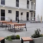 Apartmans With Parking Near Center Apartment *