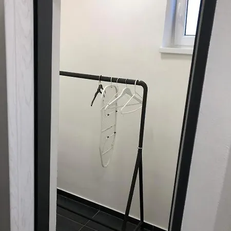 Apartmans With Parking Near Center *