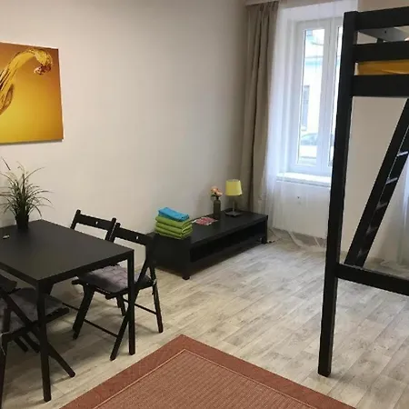 Apartmans With Parking Near Center *