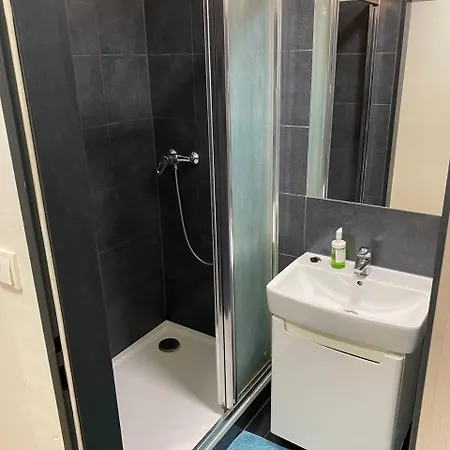 Appartement Apartmans With Parking Near Center