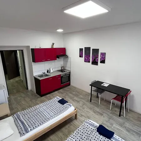 Appartement Apartmans With Parking Near Center *