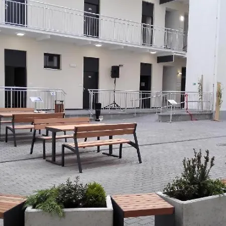 Apartmans With Parking Near Center Apartment *